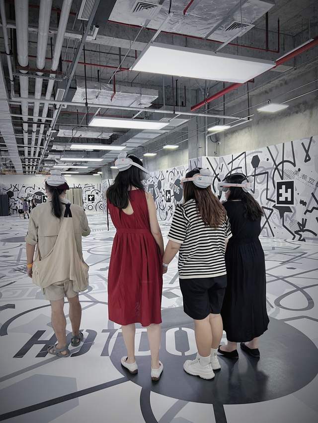 九游会(J9)-真人游戏第一品牌真人进到游戏里做使命厦门这个处所完成了假造游览与(图5)